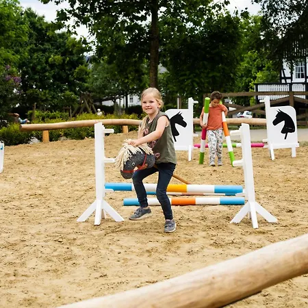 Feriehus Hof Koehne - Haus An Der Weide Links